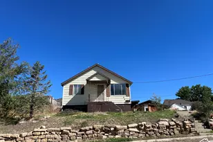 265 Roosevelt St, Helper, UT 84526 - Photo 1