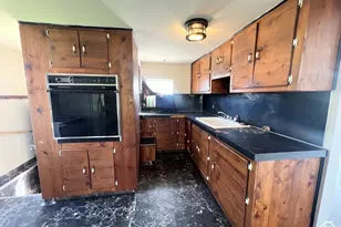 265 Roosevelt St, Helper, UT 84526 - Photo 14