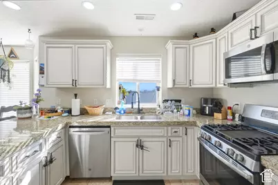 3853 S 330 W, Vernal, UT 84078 - Photo 10