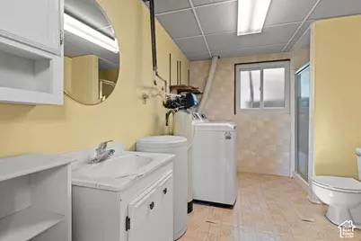 566 N 700 W, Clearfield, UT 84015 - Photo 14