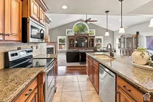 1443 E Hilda Dr S, Fruit Heights, UT 84037 - Photo 4