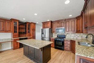 341 W 400 S, Salem, UT 84653 - Photo 4