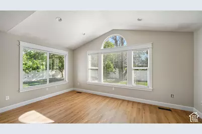 341 W 400 S, Salem, UT 84653 - Photo 6