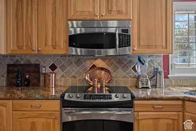 7918 S Abercrombie Ln W, West Jordan, UT 84088 - Photo 12