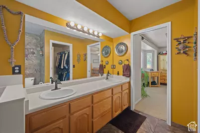 7918 S Abercrombie Ln W, West Jordan, UT 84088 - Photo 18