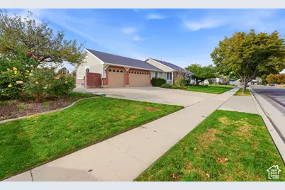 9934 S Presidential Dr, South Jordan, UT 84095 - Photo 42