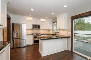 885 E Winter Way, Sandy, UT 84094 - Photo 2
