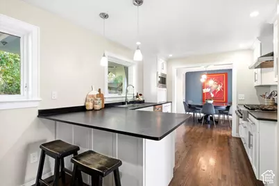 3593 S Eastwood Dr E, Salt Lake City, UT 84109 - Photo 8