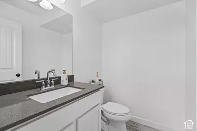 1377 E Erickson Knoll Ln, Eagle Mountain, UT 84005 - Photo 8