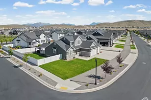 1377 E Erickson Knl Ln, Eagle Mountain, UT 84005 - Photo 40