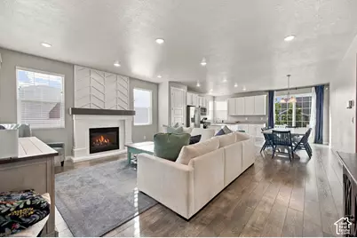 6867 W 8045 S, West Jordan, UT 84081 - Photo 8