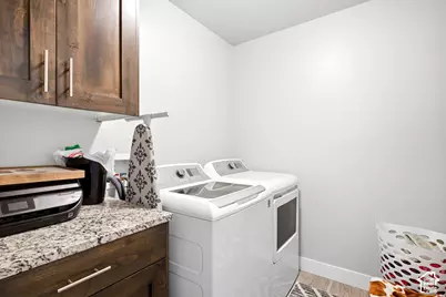 2737 W 2550 N, Plain City, UT 84404 - Photo 26