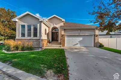 1962 E Innsbruck Way S, Holladay, UT 84121 - Photo 1