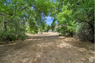 2652 E 6200 S, Holladay, UT 84121 - Photo 36