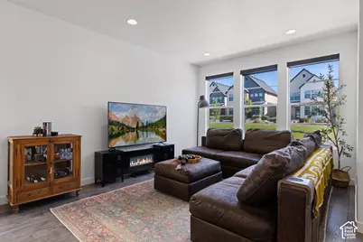 3112 N Park Cottage Way, Lehi, UT 84043 - Photo 4
