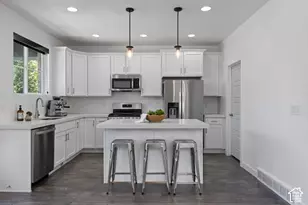 3112 N Park Cottage Wy, Lehi, UT 84043 - Photo 8