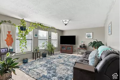 3857 Foxglen, Roy, UT 84067 - Photo 10