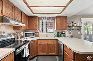 3857 Foxglen, Roy, UT 84067 - Photo 18