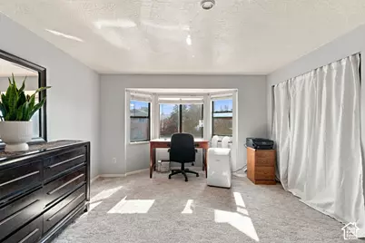 3857 Foxglen, Roy, UT 84067 - Photo 32