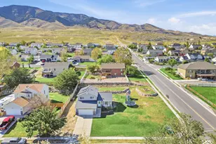 4015 S Panorama Dr W, Saratoga Springs, UT 84045 - Photo 6