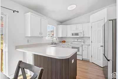 4015 S Panorama Dr W, Saratoga Springs, UT 84045 - Photo 22