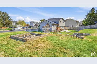 4015 S Panorama Dr W, Saratoga Springs, UT 84045 - Photo 40
