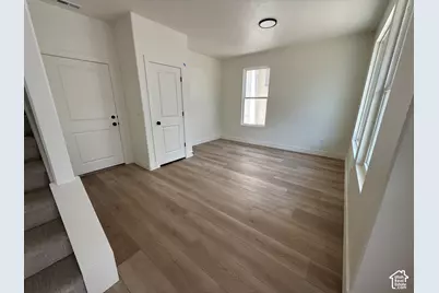 11025 S Freestone Dr W #123, South Jordan, UT 84009 - Photo 2