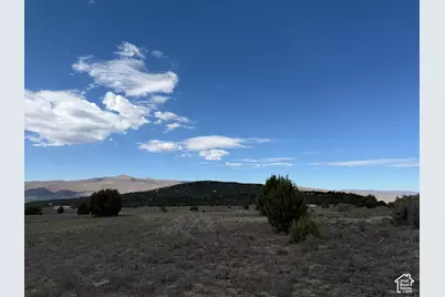 27 N Mountain Hollow Dr E #27, Fairview, UT 84629 - Photo 4