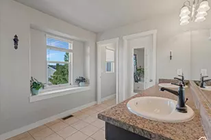 192 E Flicker Dr S, Sandy, UT 84070 - Photo 14