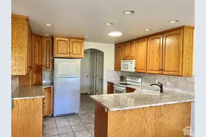 1788 W 1915 S, Syracuse, UT 84075 - Photo 6