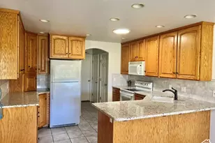 1788 W 1915 S, Syracuse, UT 84075 - Photo 6