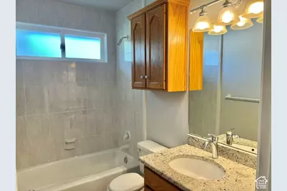 1788 W 1915 S, Syracuse, UT 84075 - Photo 16