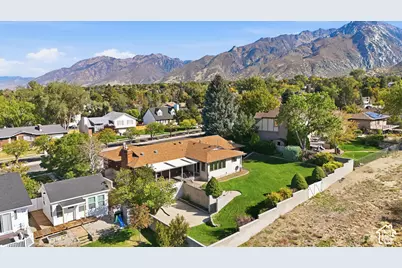 2230 E Sego Lily Dr, Sandy, UT 84092 - Photo 48