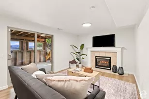 2230 E Sego Lily Dr, Sandy, UT 84092 - Photo 32