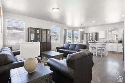 798 W Lafayette St, Stansbury Park, UT 84074 - Photo 8