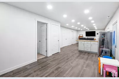 798 W Lafayette St, Stansbury Park, UT 84074 - Photo 24