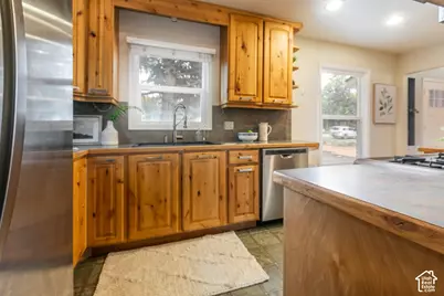 2300 S 2100 E, Salt Lake City, UT 84109 - Photo 12