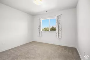 2016 S 1955 W, Woods Cross, UT 84087 - Photo 22