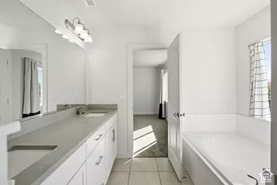 2016 S 1955 W, Woods Cross, UT 84087 - Photo 16