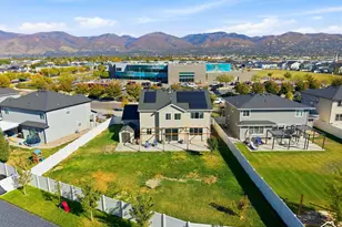 2016 S 1955 W, Woods Cross, UT 84087 - Photo 38