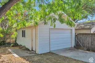 1360 E 1300 S, Salt Lake City, UT 84105 - Photo 24