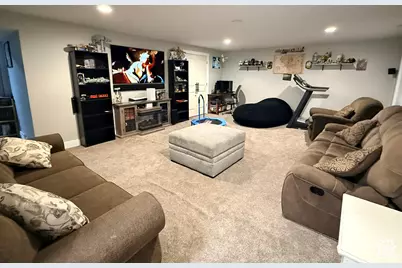 5663 S 3150 W, Roy, UT 84067 - Photo 12