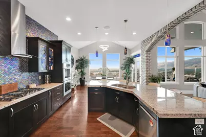251 Parkway Cir, North Salt Lake, UT 84054 - Photo 16