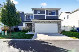 2054 W Lydia Ln S, Syracuse, UT 84075 - Photo 2