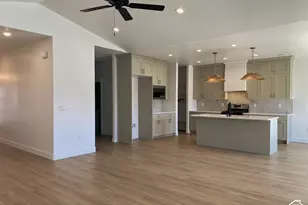155 N 1275 W, Layton, UT 84041 - Photo 8
