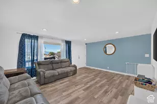 360 Lakeview Ave, Tooele, UT 84074 - Photo 4