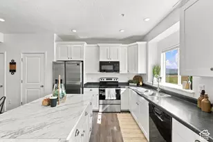 4212 W Bison Park Ct, Riverton, UT 84096 - Photo 20