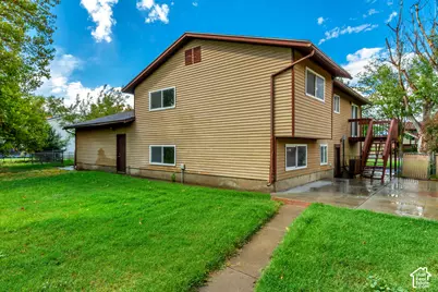 5398 S 5700 W, Hooper, UT 84315 - Photo 4