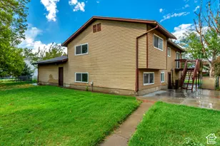 5398 S 5700 W, Hooper, UT 84315 - Photo 4