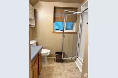8145 S Shorthills Dr, Cottonwood Heights, UT 84121 - Photo 10